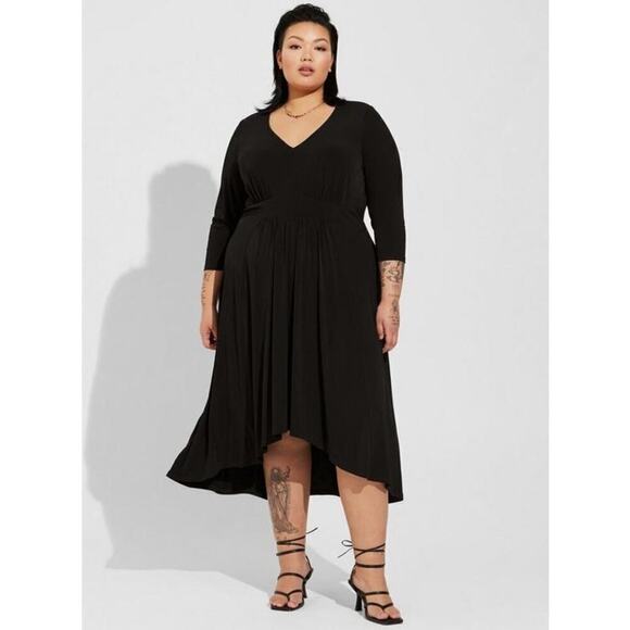 Torrid Tea Length Studio Knit Deep V Bodycon Dress in Deep Black Size 2 - Picture 1 of 8